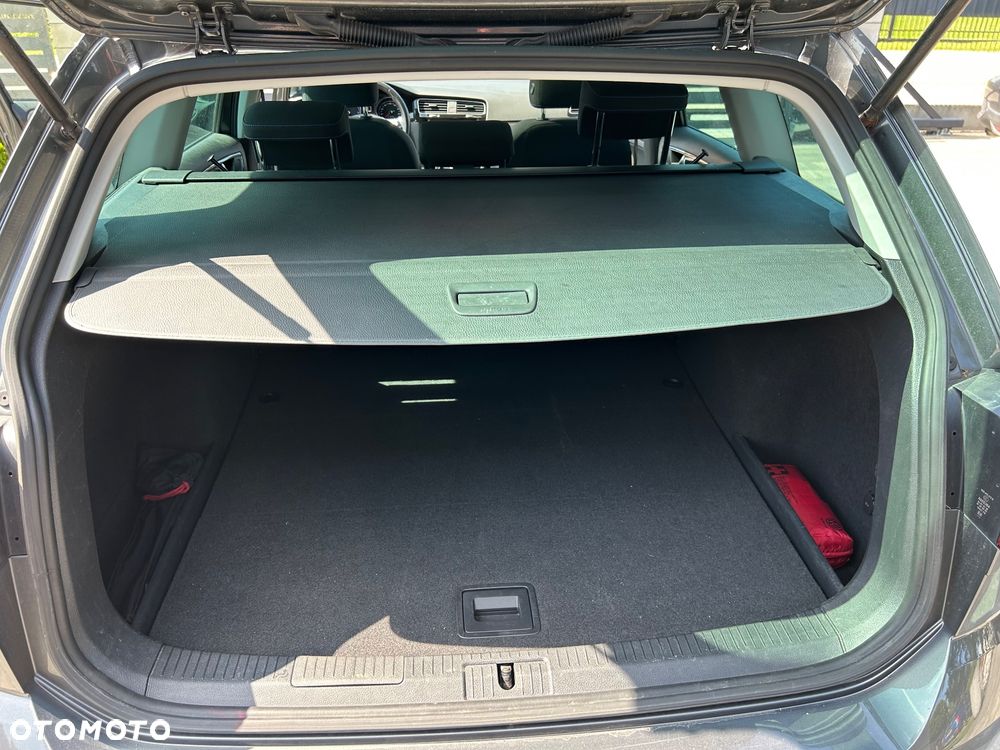 Volkswagen Golf Variant 2.0 TDI DSG Join - 23