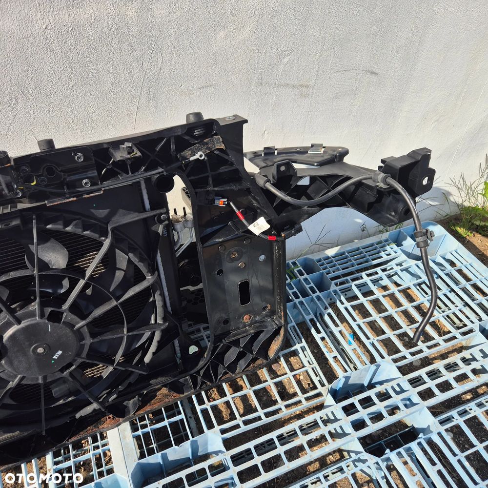HYUNDAI IX35 2.0 CRDI PAS PRZEDNI CHŁODNICA WODY KLIMATYZACJI INTERCOOLER WENTYLATOR BELKA ZAMEK - 7
