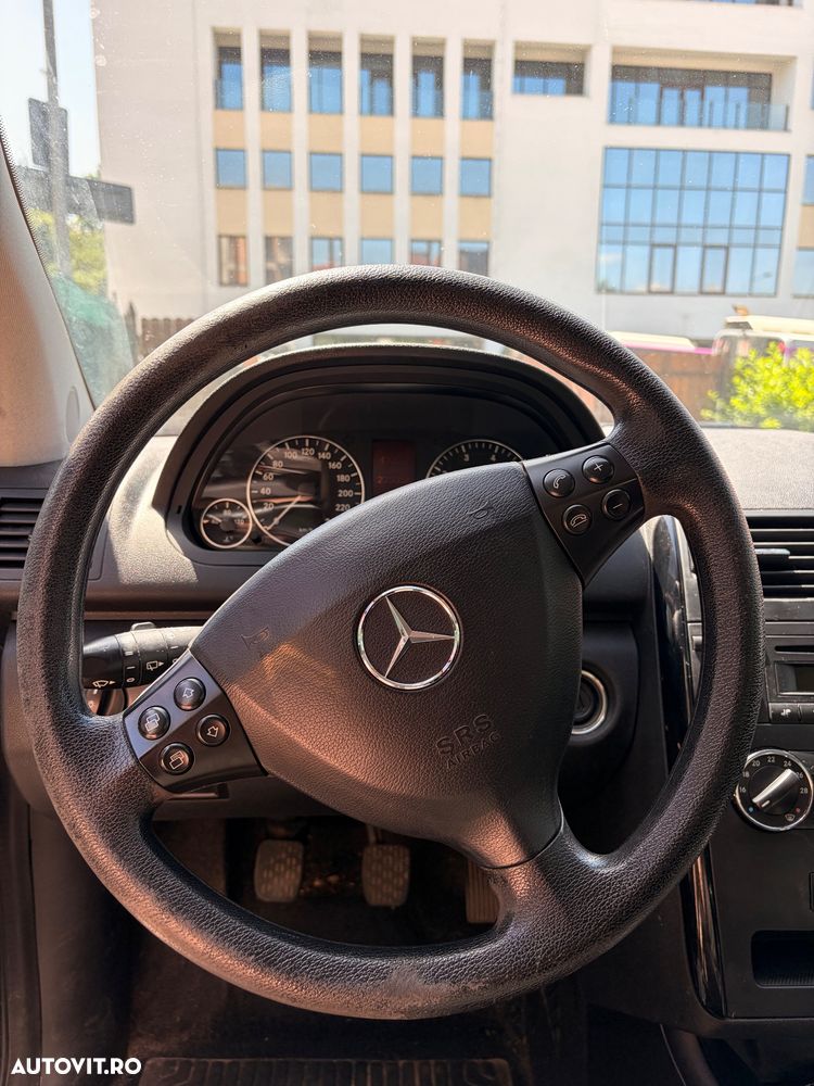 Mercedes-Benz A 160 BlueEfficiency - 4