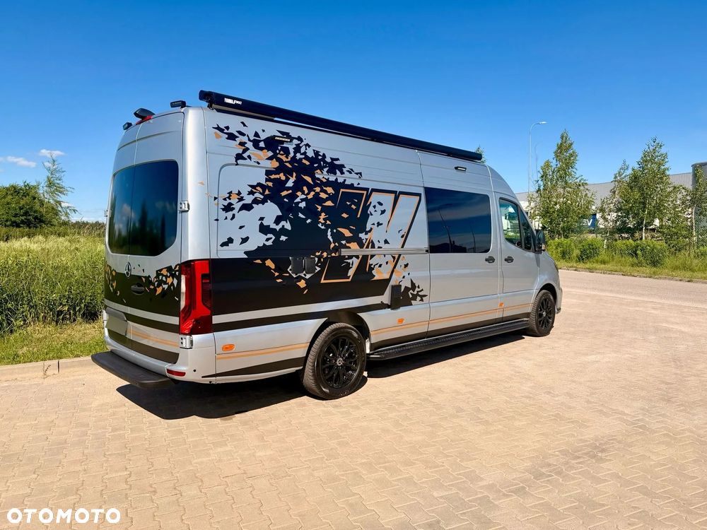 Mercedes-Benz Sprinter - 10