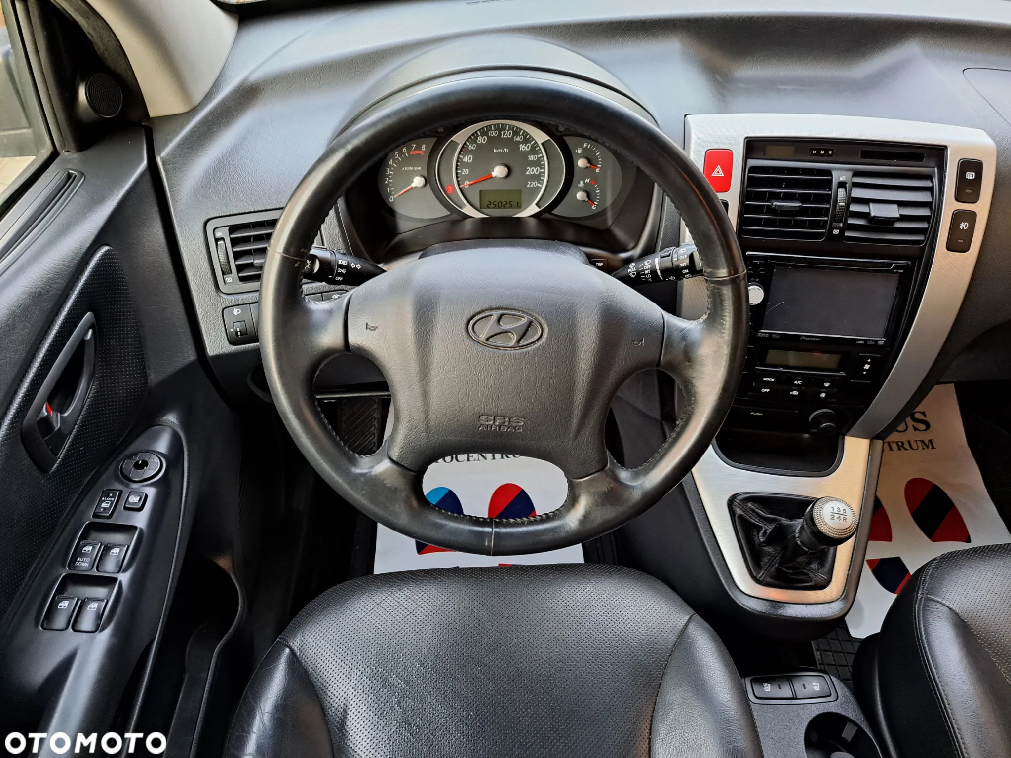 Hyundai Tucson 2.0 Comfort 2WD - 17