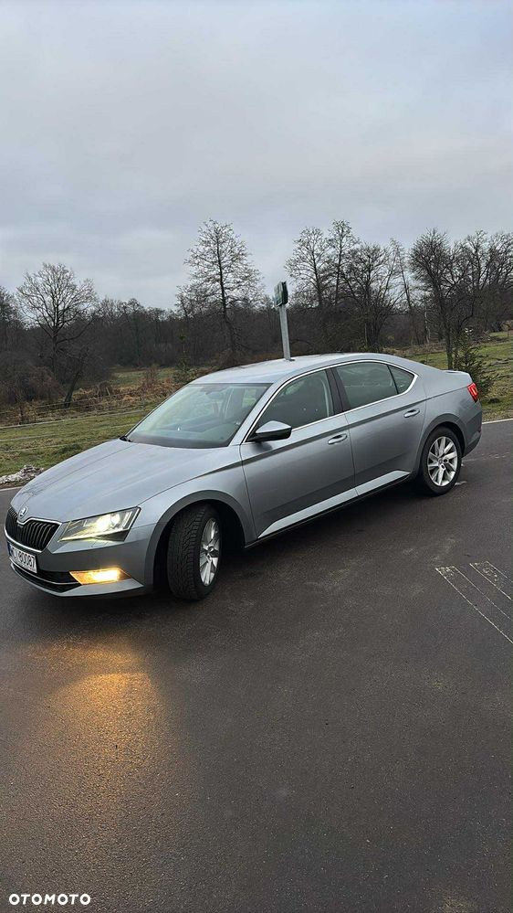 Skoda Superb 1.5 TSI ACT Ambition DSG - 5