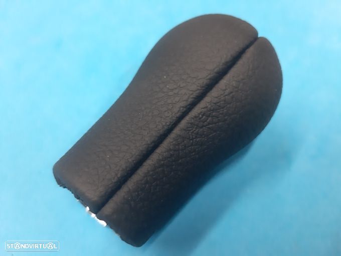 Moca manete velocidades Toyota Corolla Avensis Yaris Aygo 5 e 6v (PELE) cromada NOVA - 5