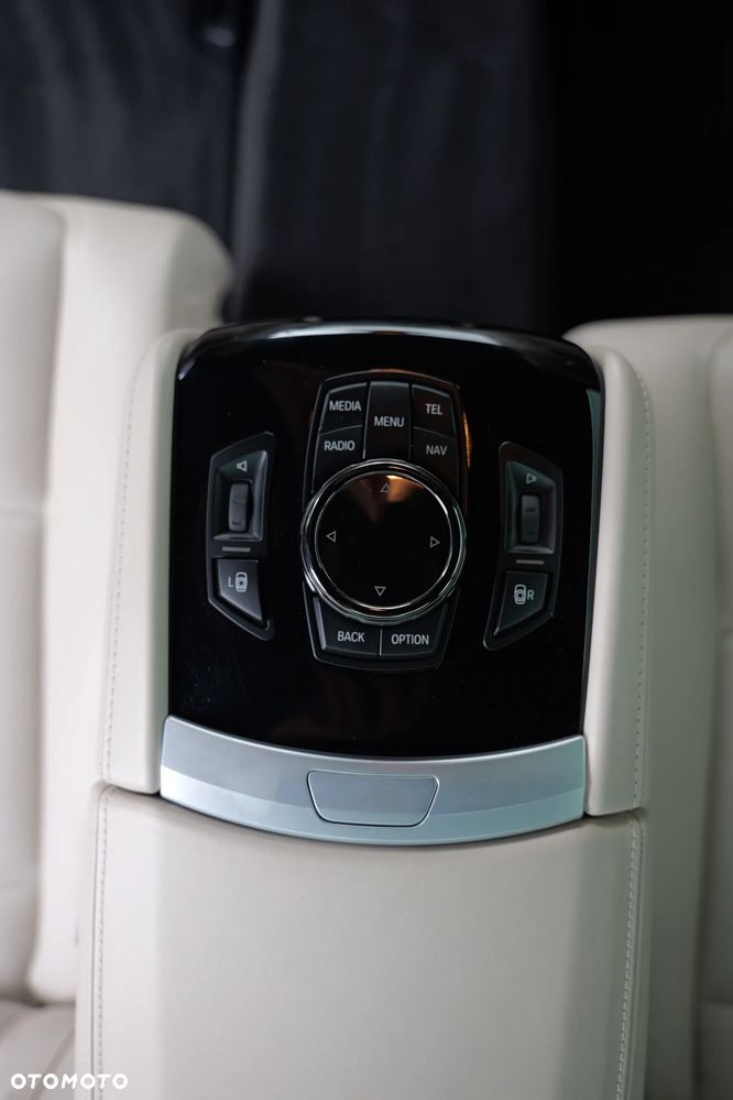 BMW Seria 7 750Ld xDrive Blue Performance Edition Exclusive - 16