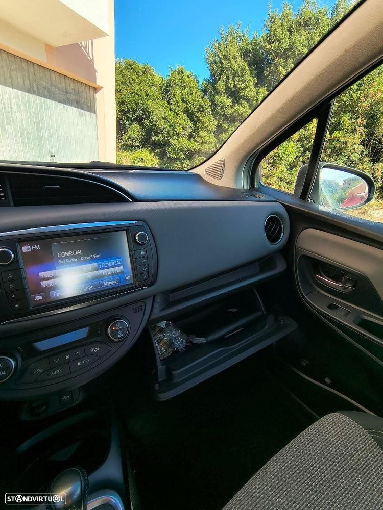 Toyota Yaris - 13