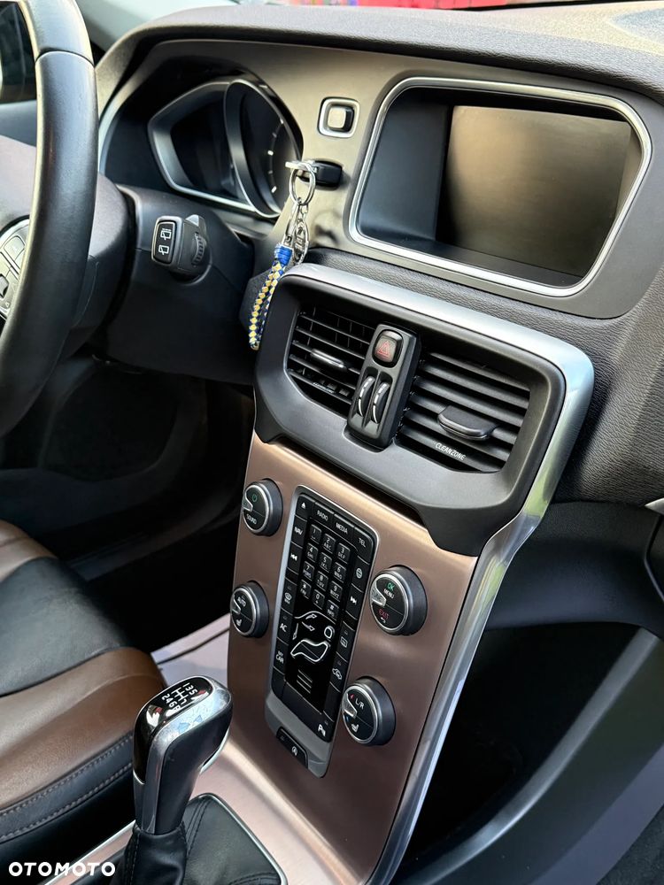 Volvo V40 Cross Country D2 Drive-E Momentum - 6