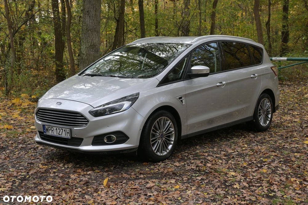 Ford S-Max - 14