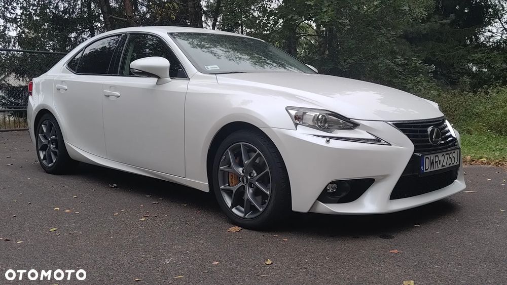 Lexus IS 200t Elite - 15