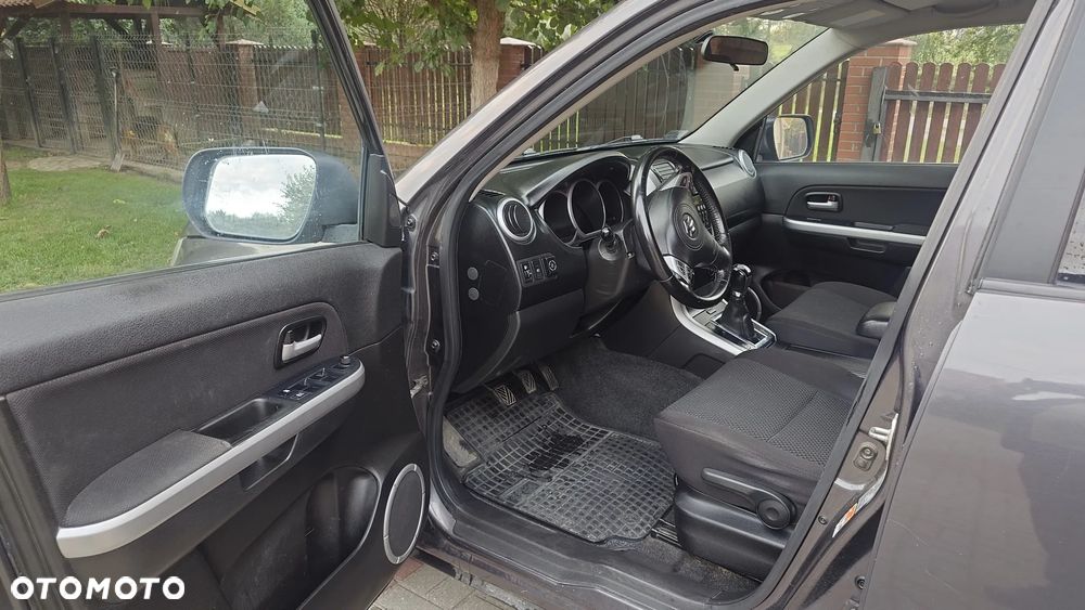 Suzuki Grand Vitara 2.4 Elegance EU5 - 9
