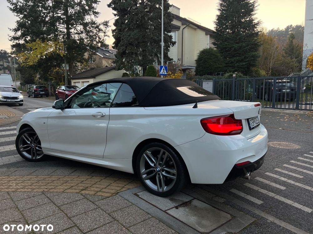 BMW Seria 2 218d - 10