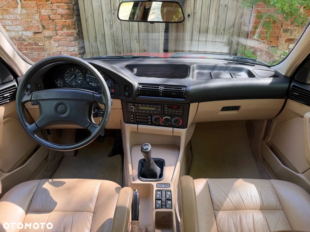BMW Seria 5 535i - 25
