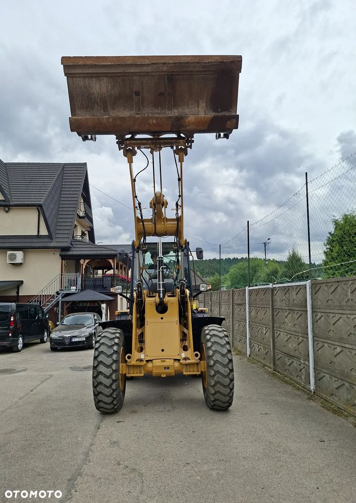 Caterpillar CAT 914 M - 16