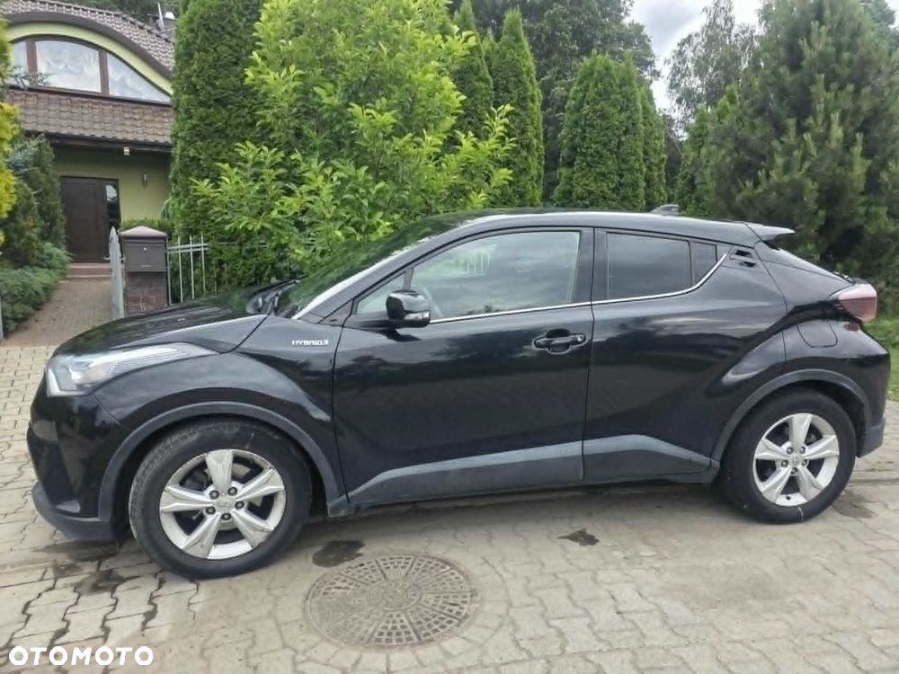 Toyota C-HR 1.8 Hybrid Dynamic - 1