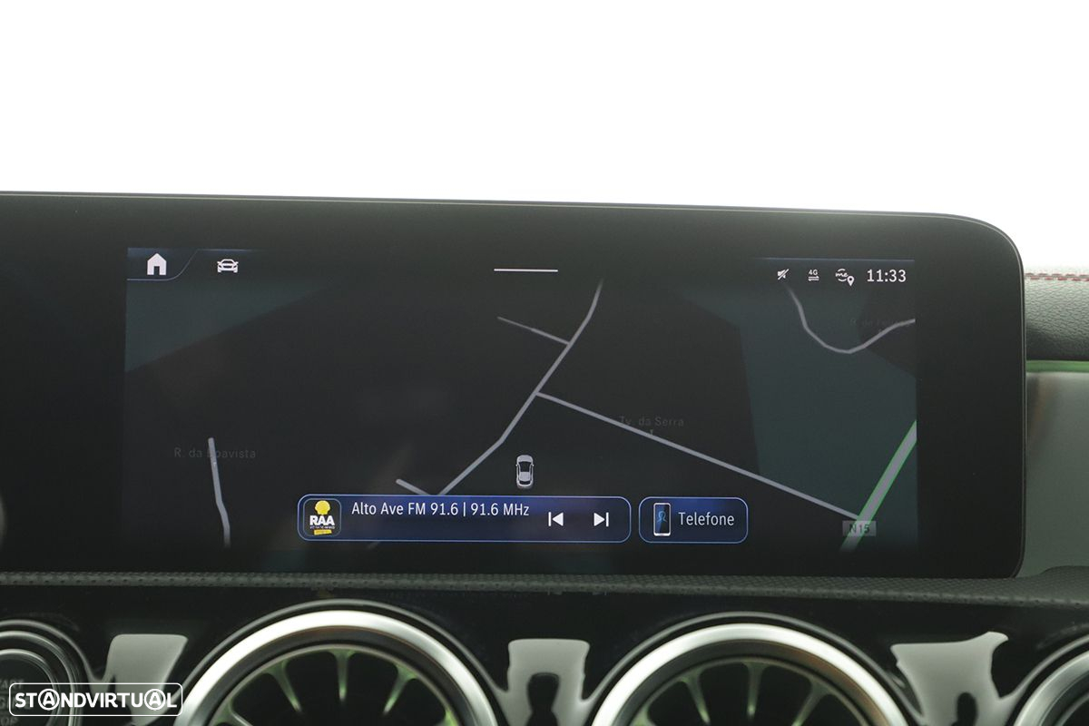 Mercedes-Benz CLA 180 d Shooting Brake AMG Line Aut. - 11