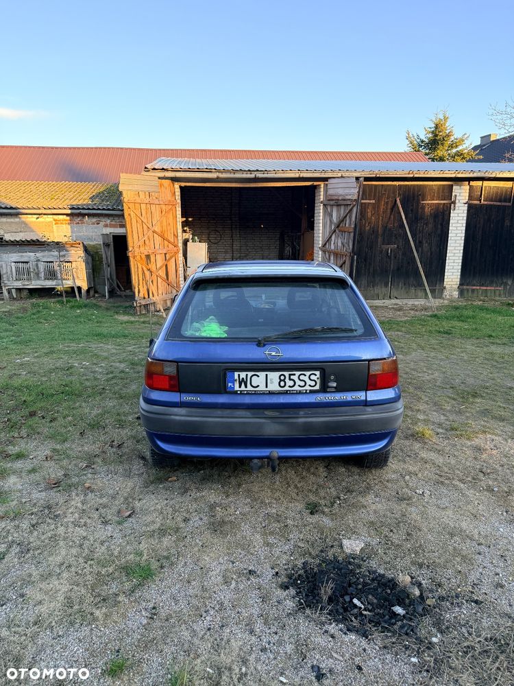 Opel Astra - 6