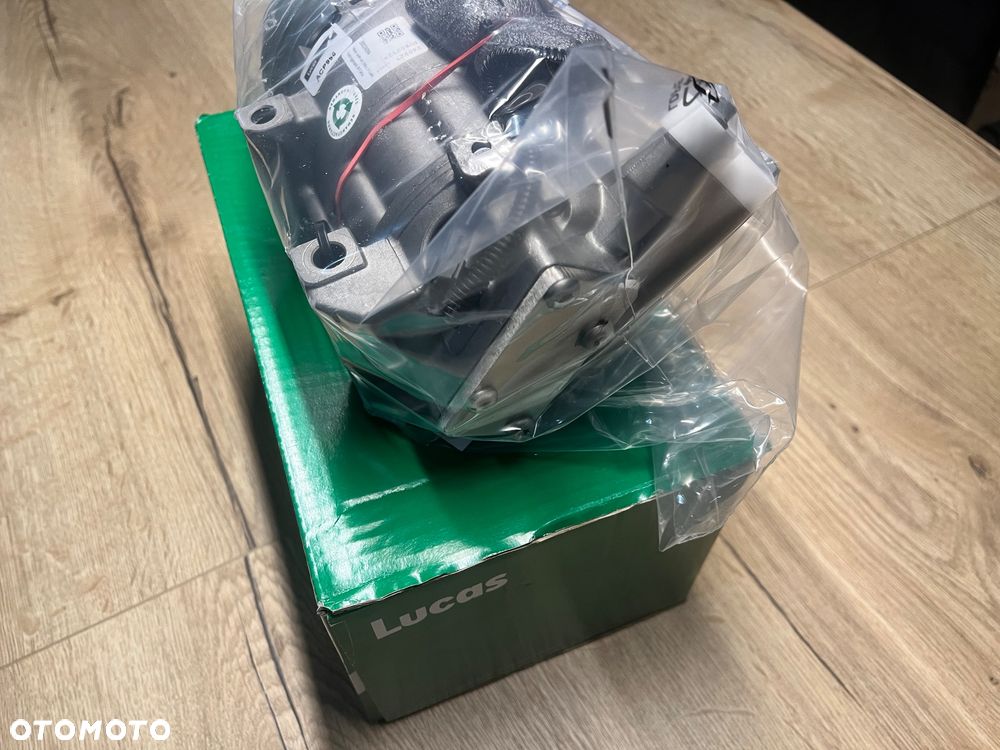 NOWY kompresor klimatyzacji LUCAS ACP996 Renault Clio 926002335R 926009582R - 7