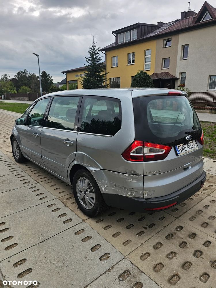 Ford Galaxy 2.0 Ghia - 4