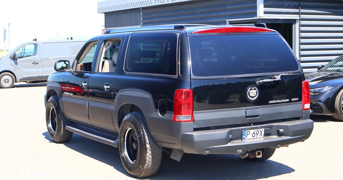 Cadillac Escalade - 7