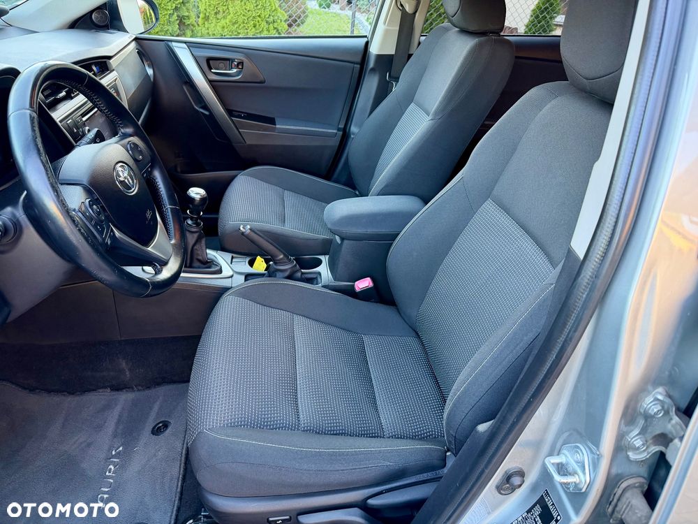 Toyota Auris 1.6 Premium Start - 14