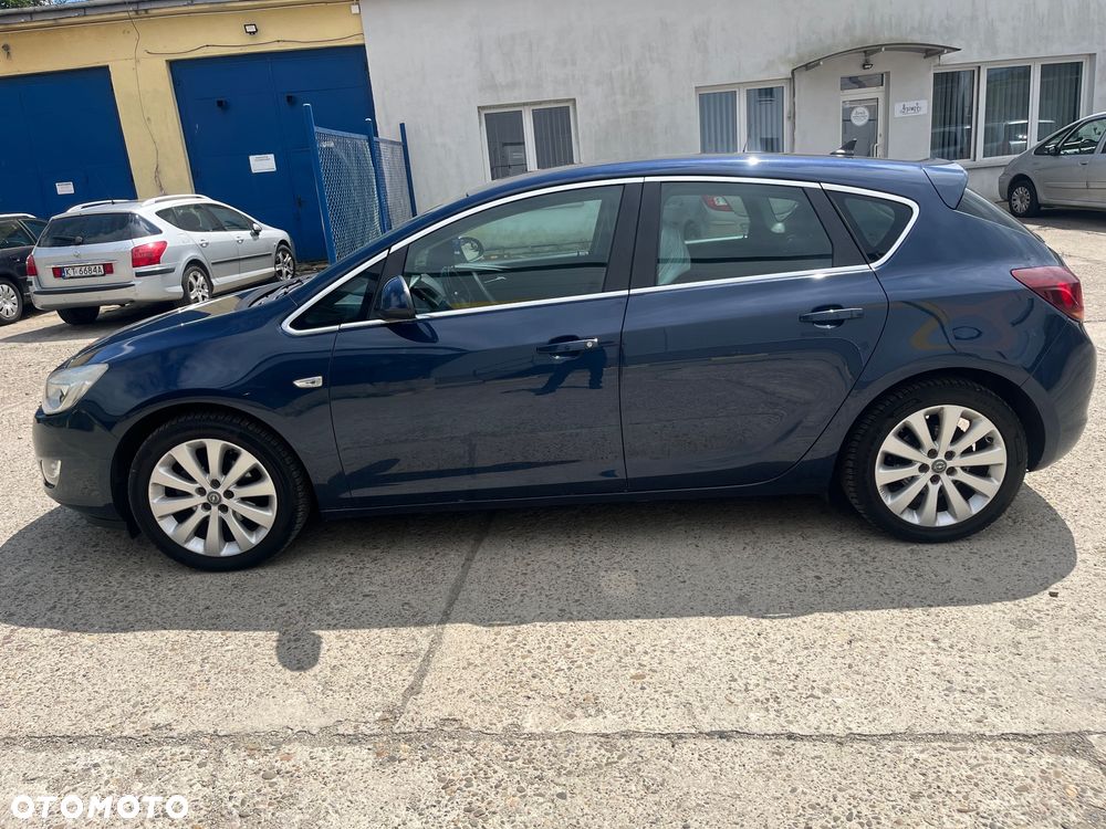 Opel Astra 1.3 CDTI DPF EcoFLEX Business Cosmo - 5