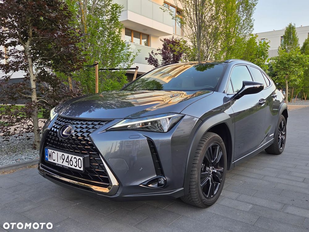 Lexus UX - 3