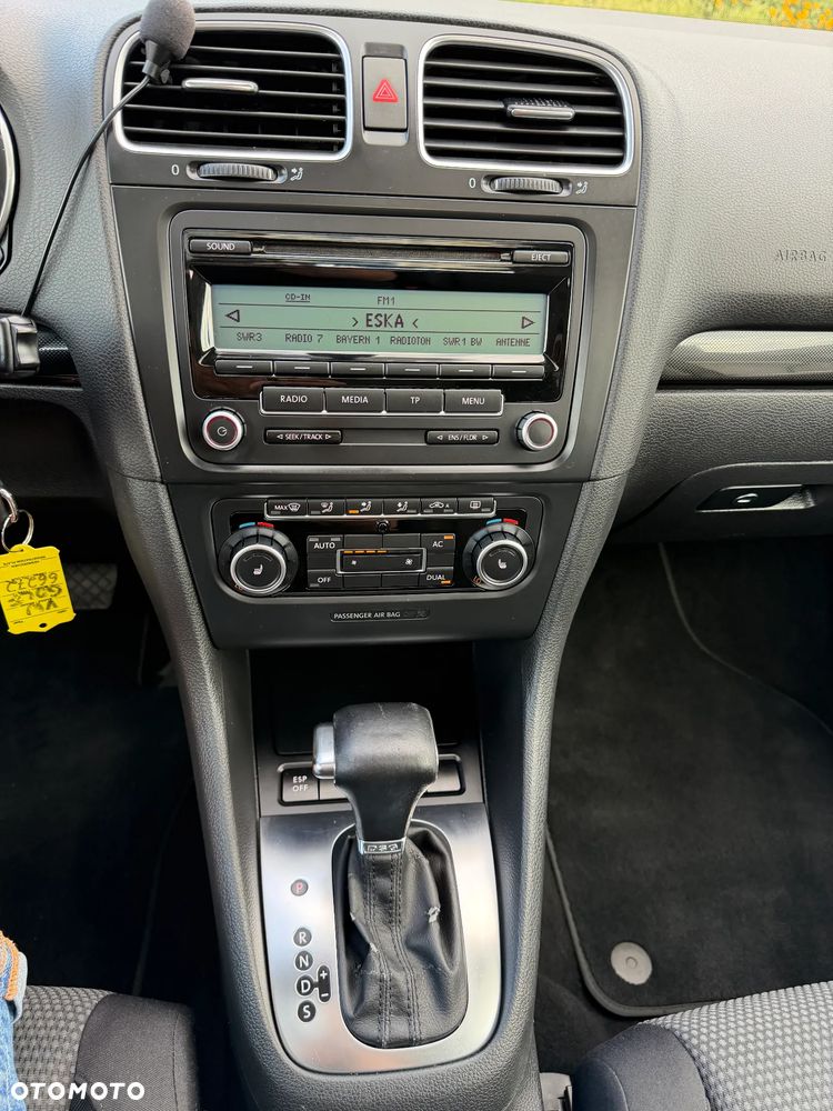 Volkswagen Golf 2.0 TDI DPF DSG Highline - 37