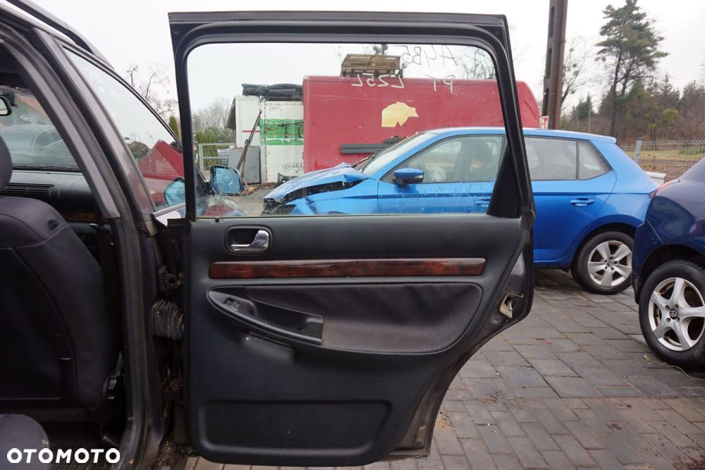 DRZWI TYLNE PRAWE A4 B5 KOMBI LZ5L  GRANATOWY AUDI 1994-2001 - 4