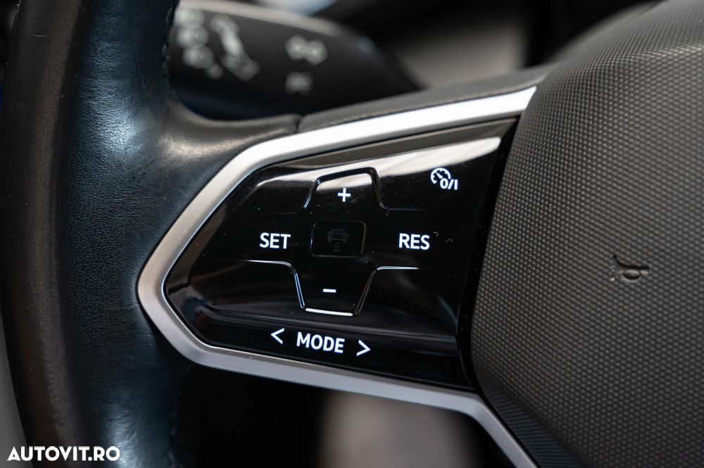VOLKSWAGEN ID.4 2021 — imagine 20