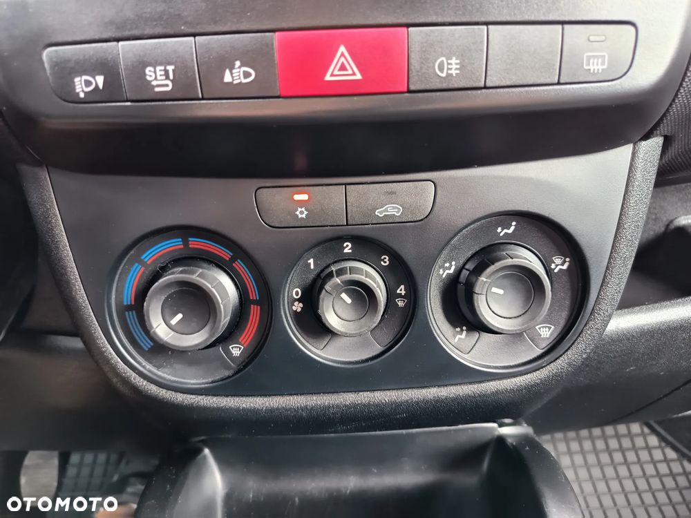 Opel Combo 1.4 Cosmo Eu6 - 21