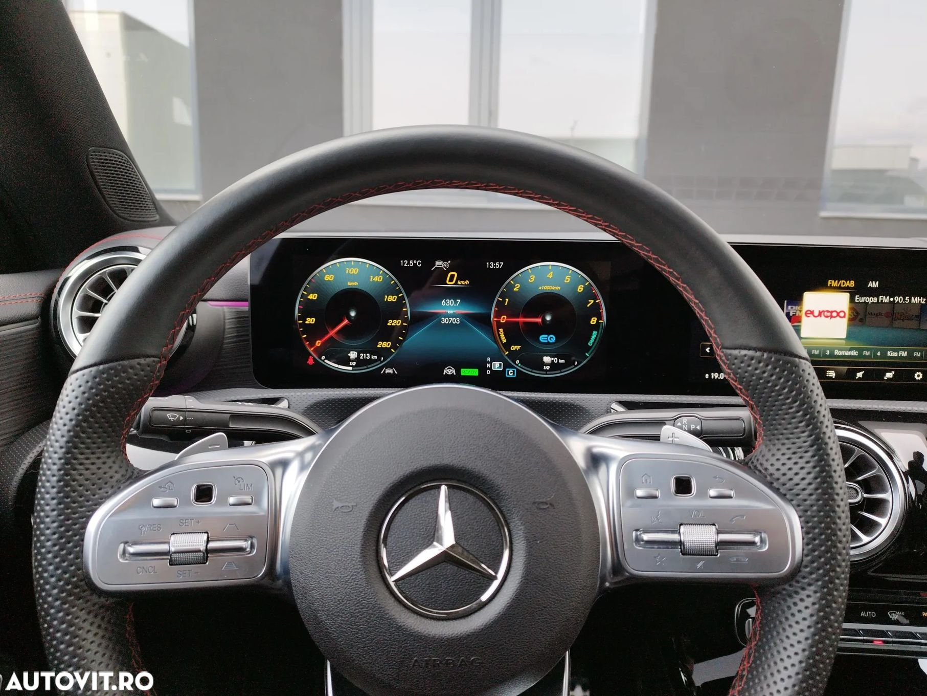Mercedes-Benz CLA - 10