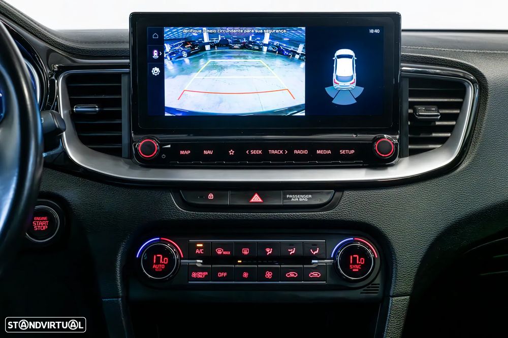 Kia XCeed - 18