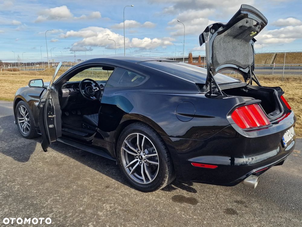 Ford Mustang 5.0 Ti-VCT V8 Black Shadow Edition - 37