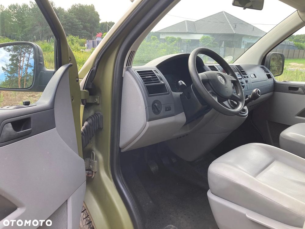 Volkswagen Transporter - 5