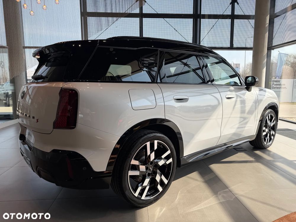 MINI Countryman Cooper S ALL4 John Cooper Works Trim - 6