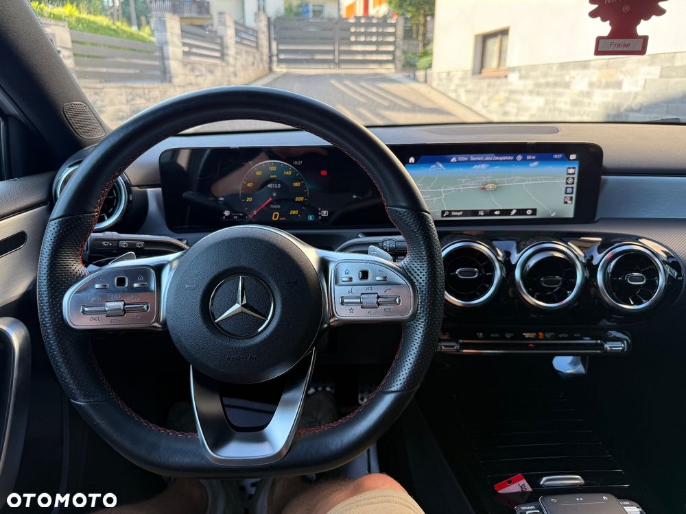 Mercedes-Benz Klasa A 180 7G-DCT AMG Line - 11