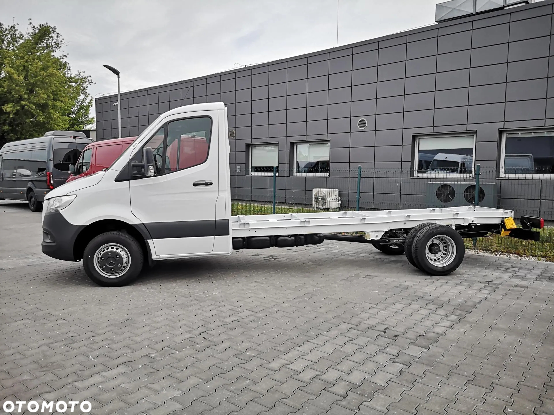 Mercedes-Benz Sprinter - 4