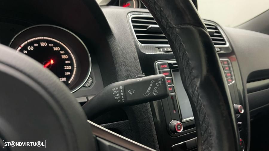 VW Scirocco 2.0 TDI (Blue Motion Technologie) - 30