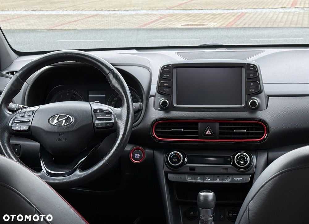 Hyundai Kona 1.6 T-GDI DCT Premium - 36