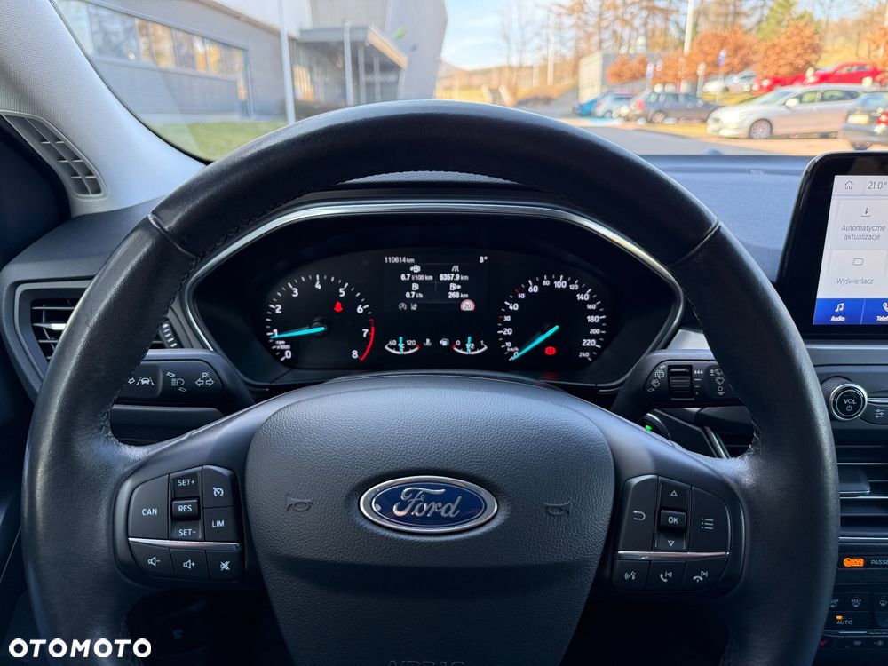 Ford Focus SW 1.0 EcoBoost S&S TITANIUM X - 26