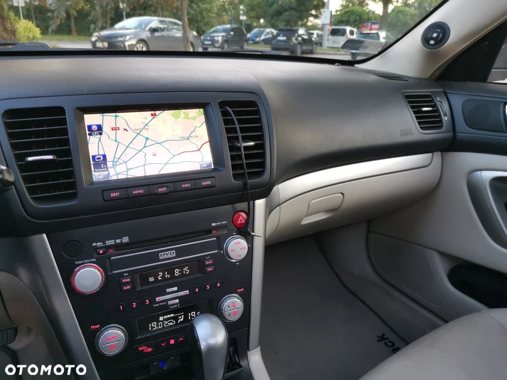 Subaru Legacy 3.0RE NAV/NSE - 23