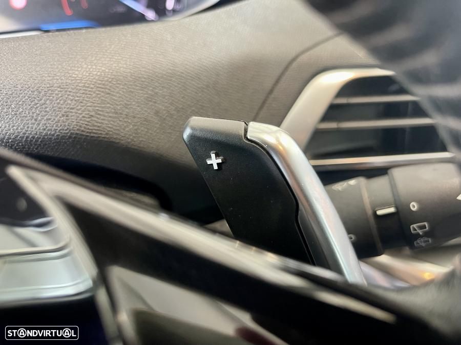 Peugeot 3008 PureTech 130 Stop & Start GPF EAT8 Active - 13