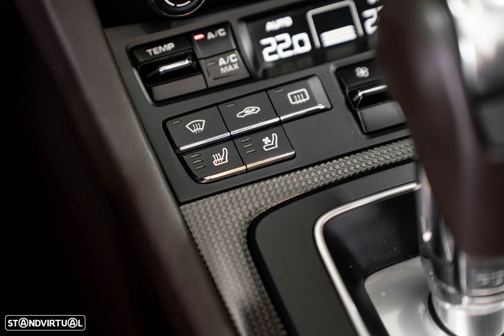 Porsche 911 (991) Turbo S Cabriolet - 45