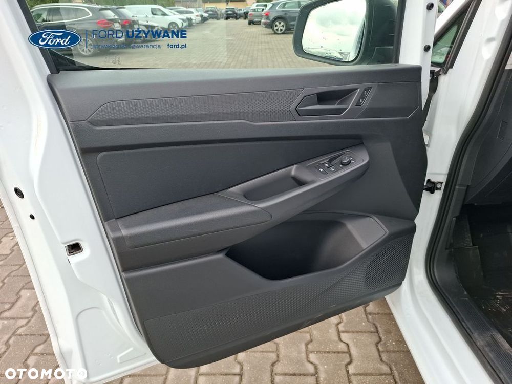 Ford Transit-connect - 19