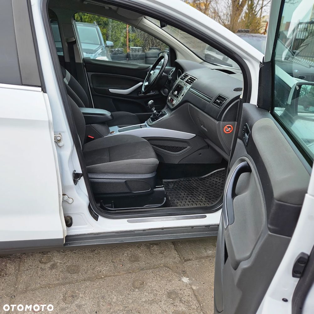 Ford Kuga 2.0 TDCi 2x4 Trend - 8