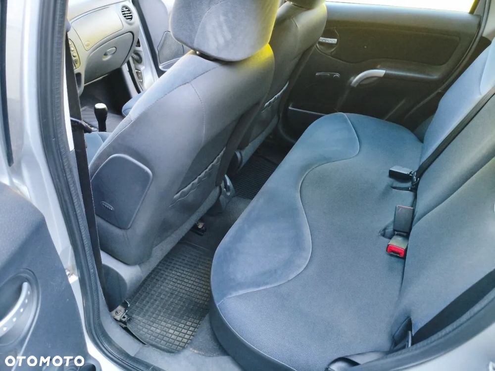 Citroën C3 1.1 SX - 10