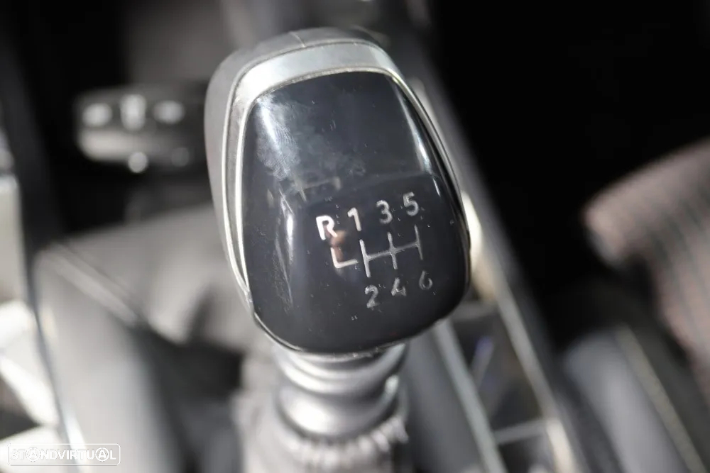 DS DS3 Crossback - 21