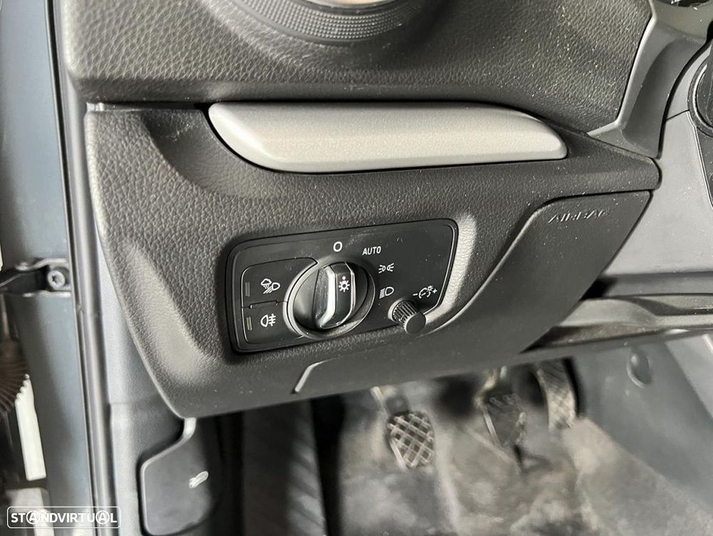 Audi A3 Sportback 30 TFSI - 20