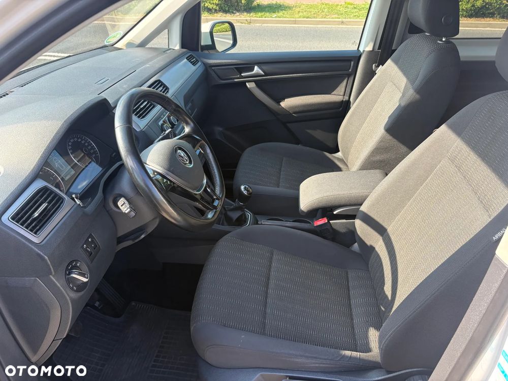 Volkswagen Caddy - 9