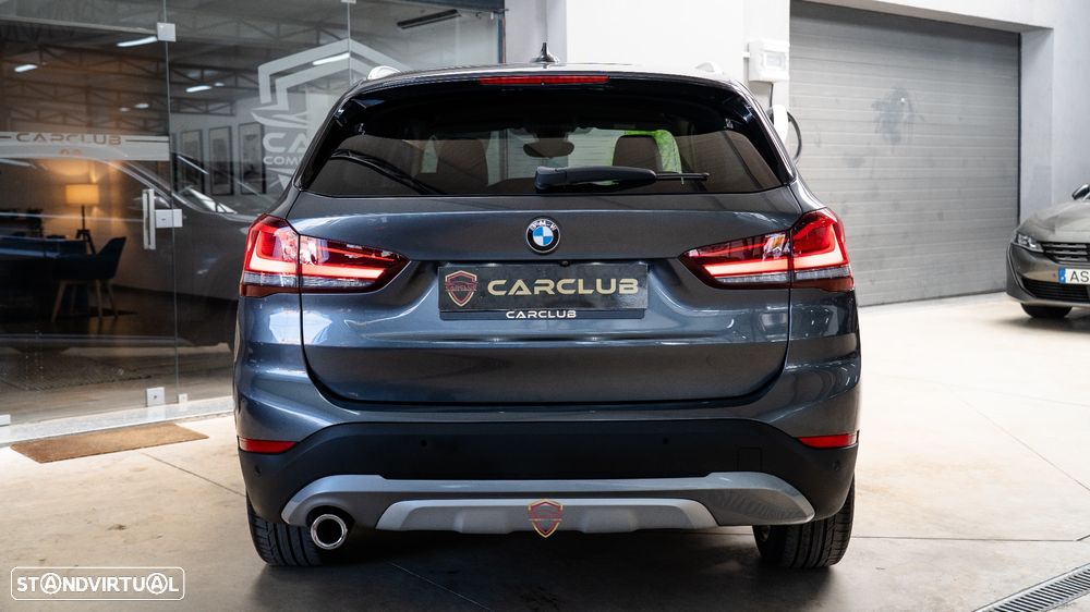 BMW X1 16 d sDrive xLine - 11