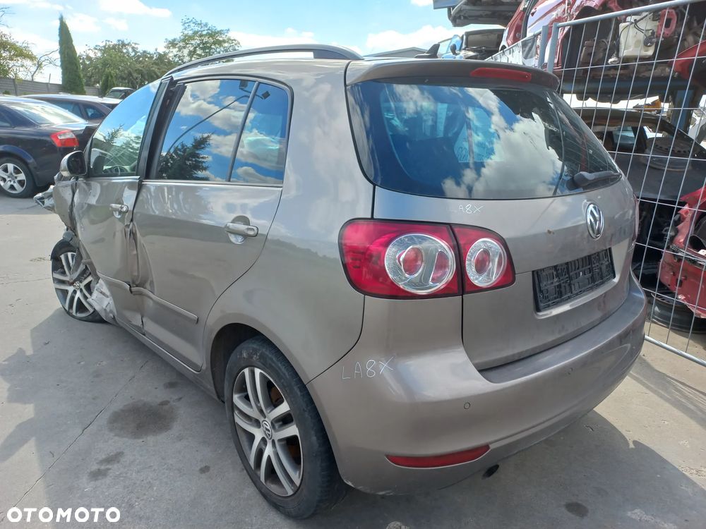 VW GOLF + 1.6 TDI o oznaczeniu CAY ze skrzynią automatyczną - 5